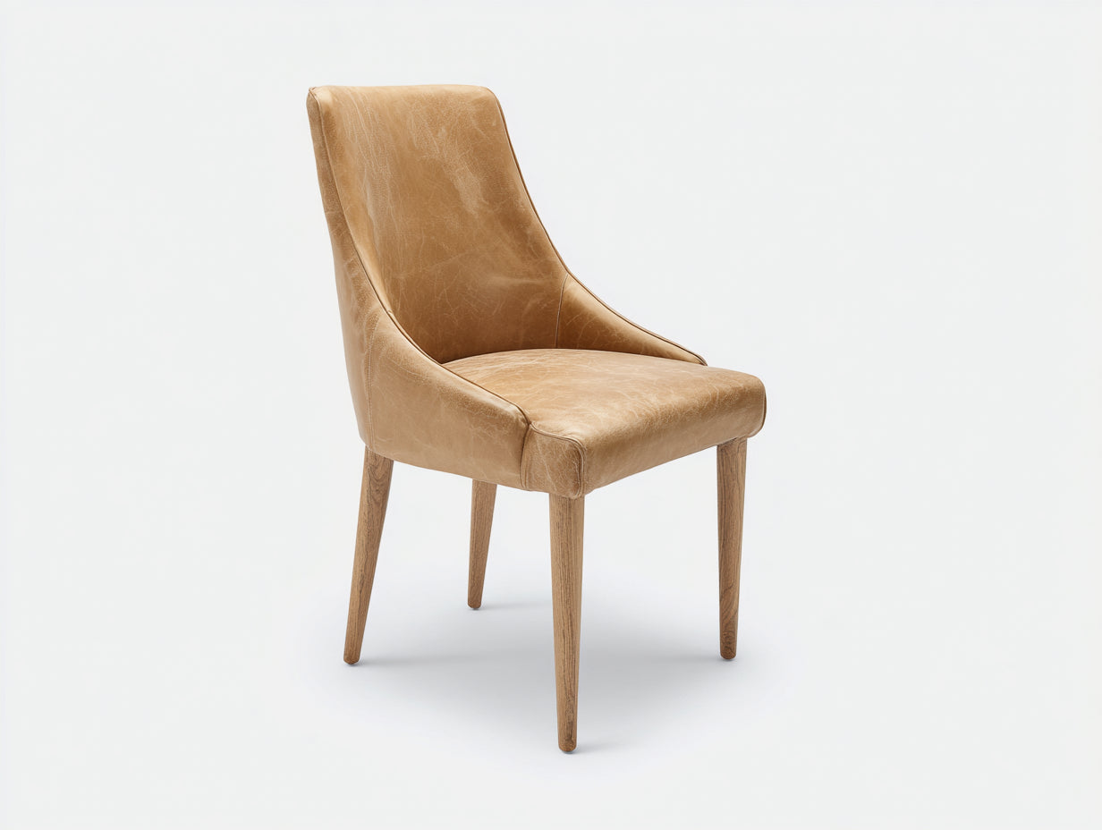 Silla de comedor tapizada en cuero sintético 55x60x85 cm color camel con patas de madera diseño moderno y elegante